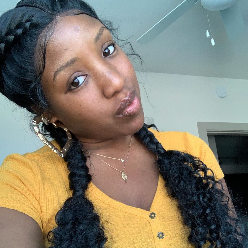 Meet your Posher, Ariel